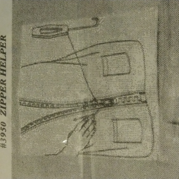 Zipper helper - Picture 1 of 3